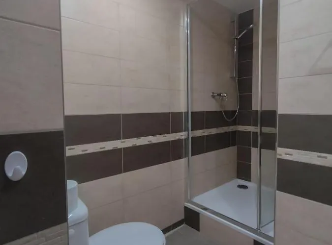Apartmanek Protez